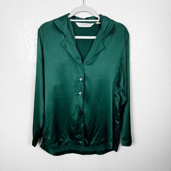 Victoria's Secret Vintage Green Button Down Lounge Sleep Shirt 100% Silk Size S - Picture 1 of 5